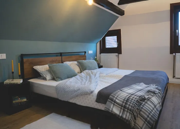 Hostel Altstadt Quartier *